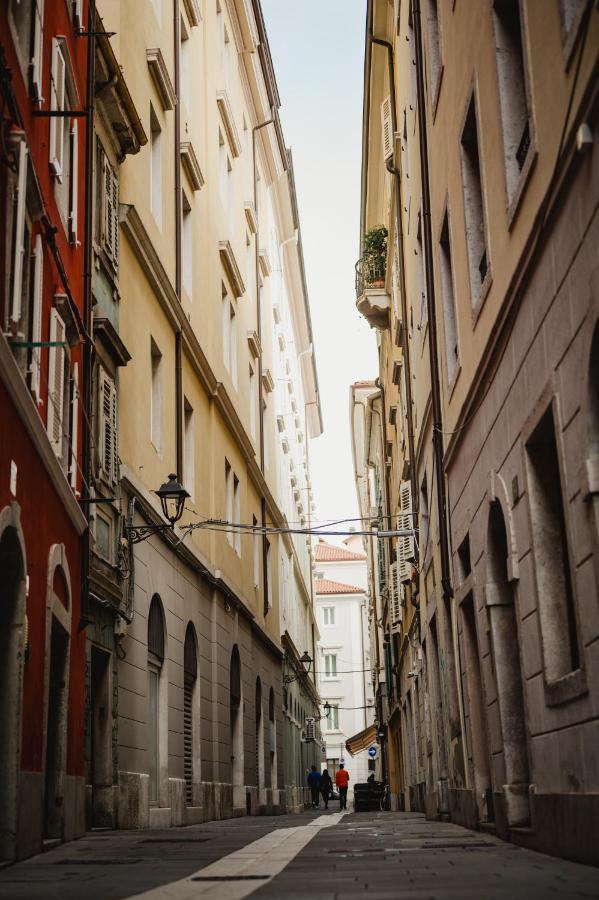Monolocale Marino In Centro Storico Apartamento Trieste Exterior foto
